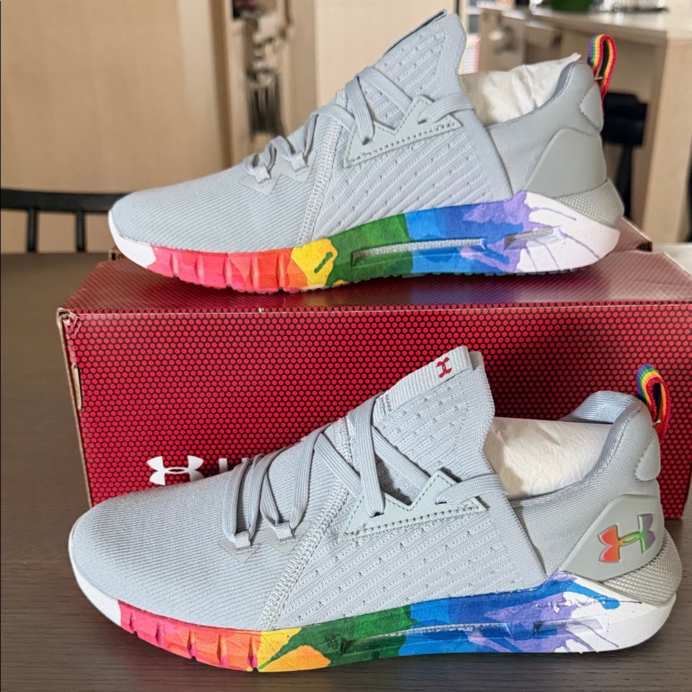Under Armour runners